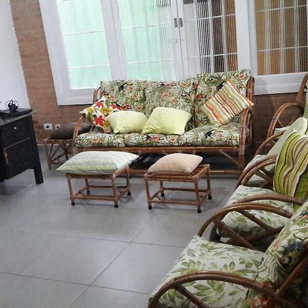 Casa Com Churrasqueira Proximo A Praia Em ウバトゥバ エクステリア 写真